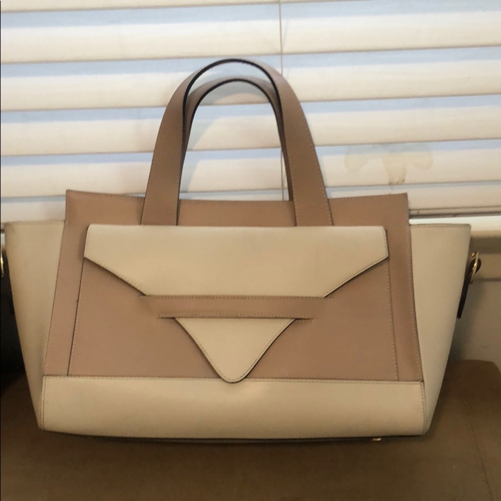 Purses - Picture 4 of 6